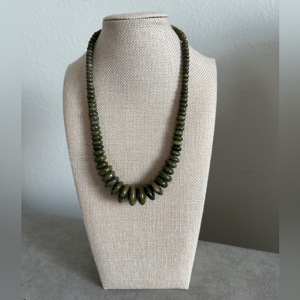Forest Night Green epidote bead necklace by Jay King